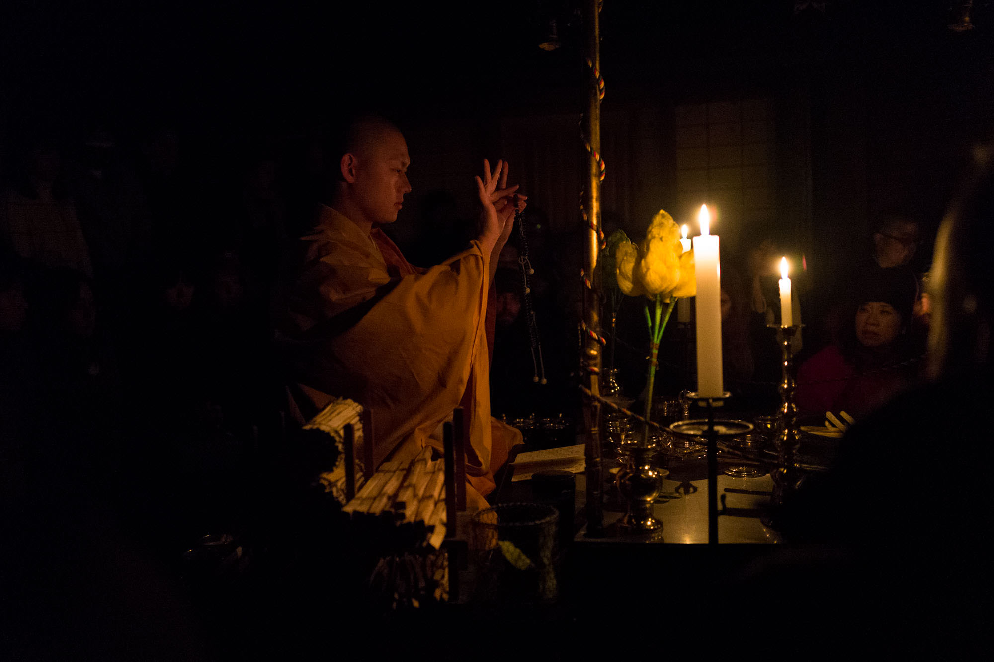Koyasan monk, goma taki ceremony, 8000 ISO