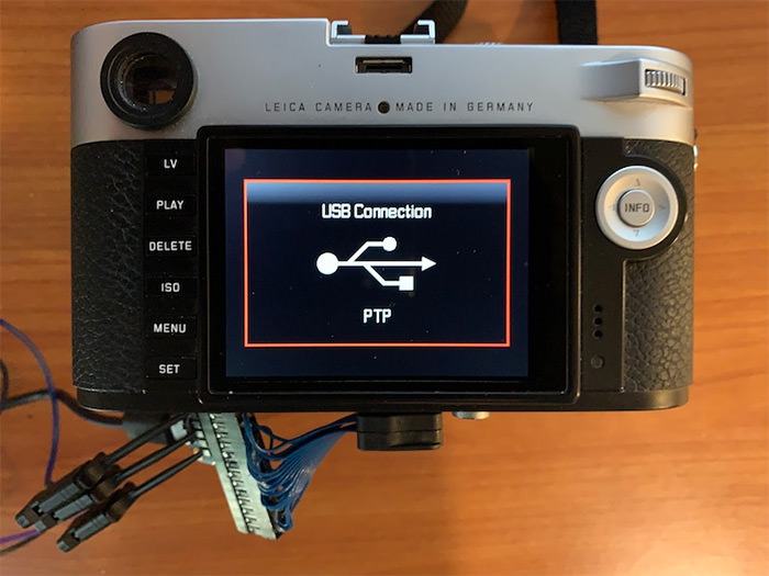 hacking leica